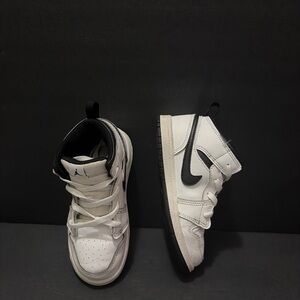 Jordan 1 Mid Kids'  10C Shoes White-Black